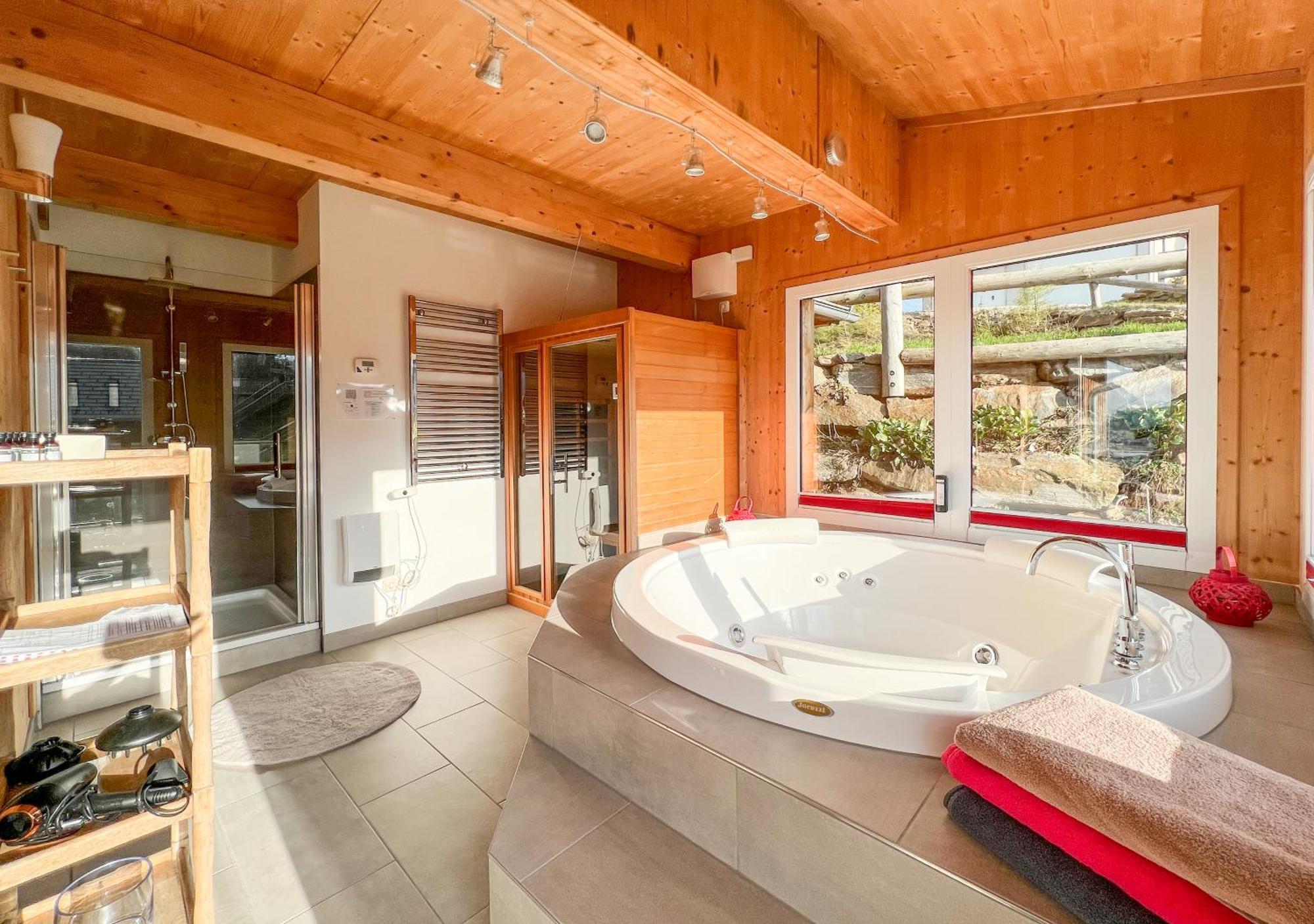 1A Chalet "Wolke" Wandern, Grillen, Wellness Im Traumhaus Wolfsberg Exteriör bild