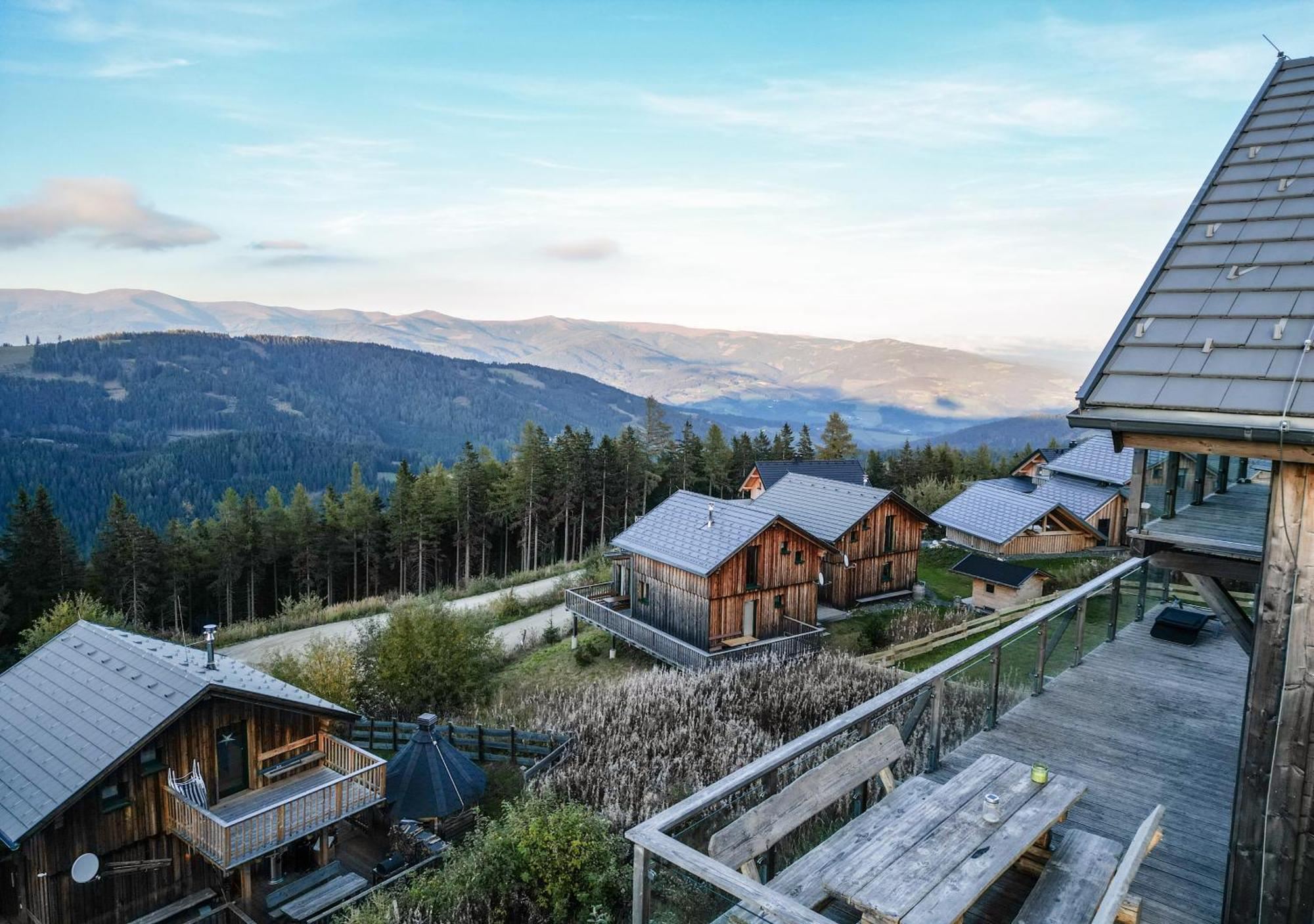 1A Chalet "Wolke" Wandern, Grillen, Wellness Im Traumhaus Wolfsberg Exteriör bild